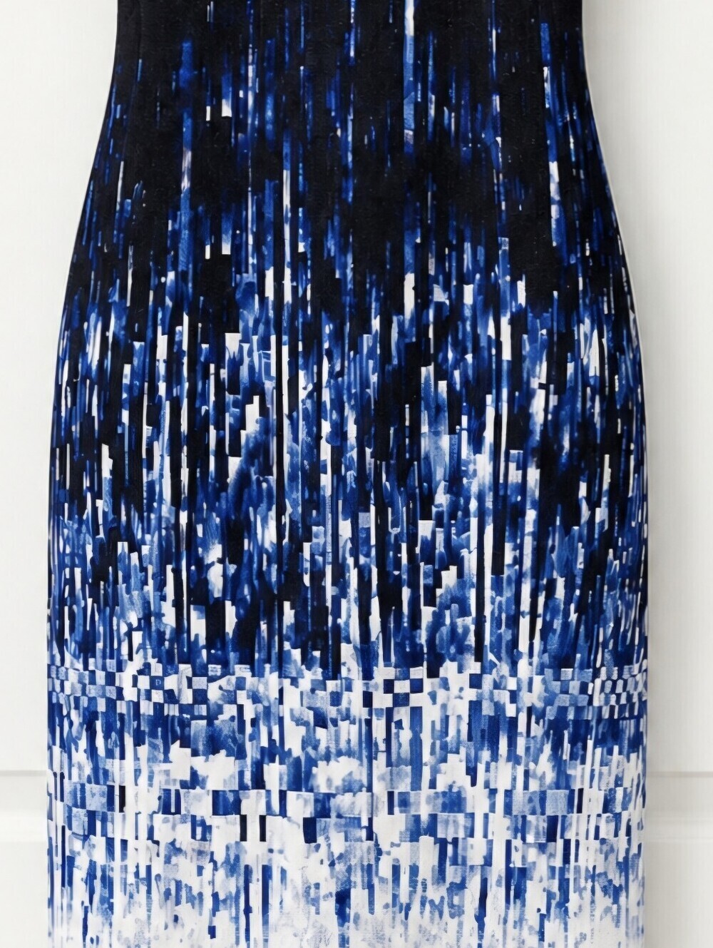 VINCE CAMUTO Abstract Ombré Midi Dress - Picture 3 of 4